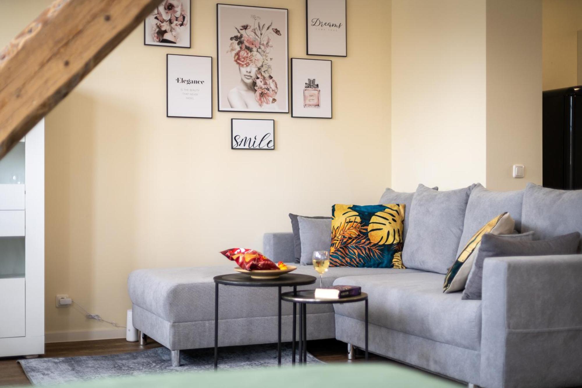 Maracoon - Suite Studios Krefeld Uerdingen I 20 Min Zur Messe Eksteriør billede